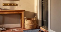 Entryway Decor & Furniture Shopping Checklist 2026